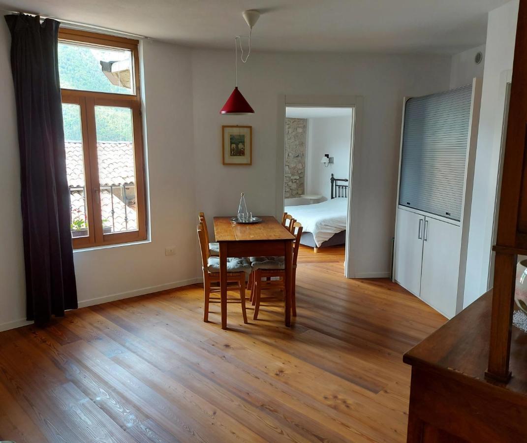 La Piazzetta Di Canale B&B Тено Екстериор снимка
