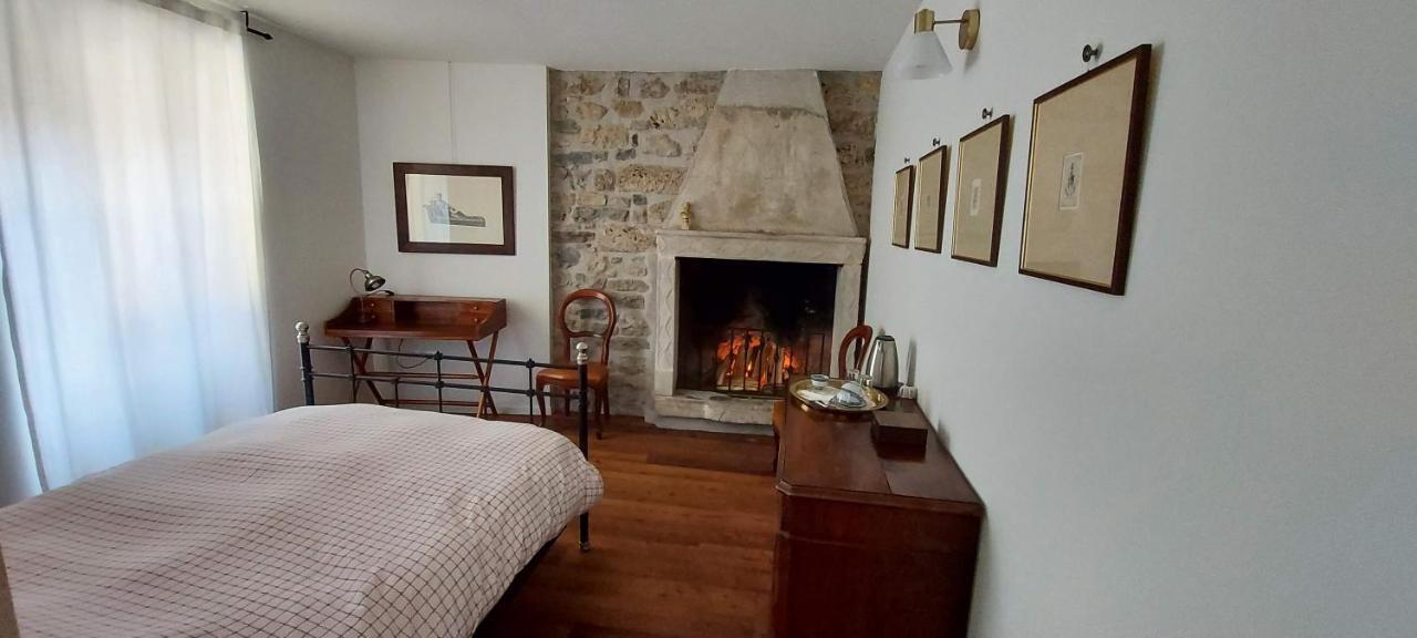 La Piazzetta Di Canale B&B Тено Екстериор снимка
