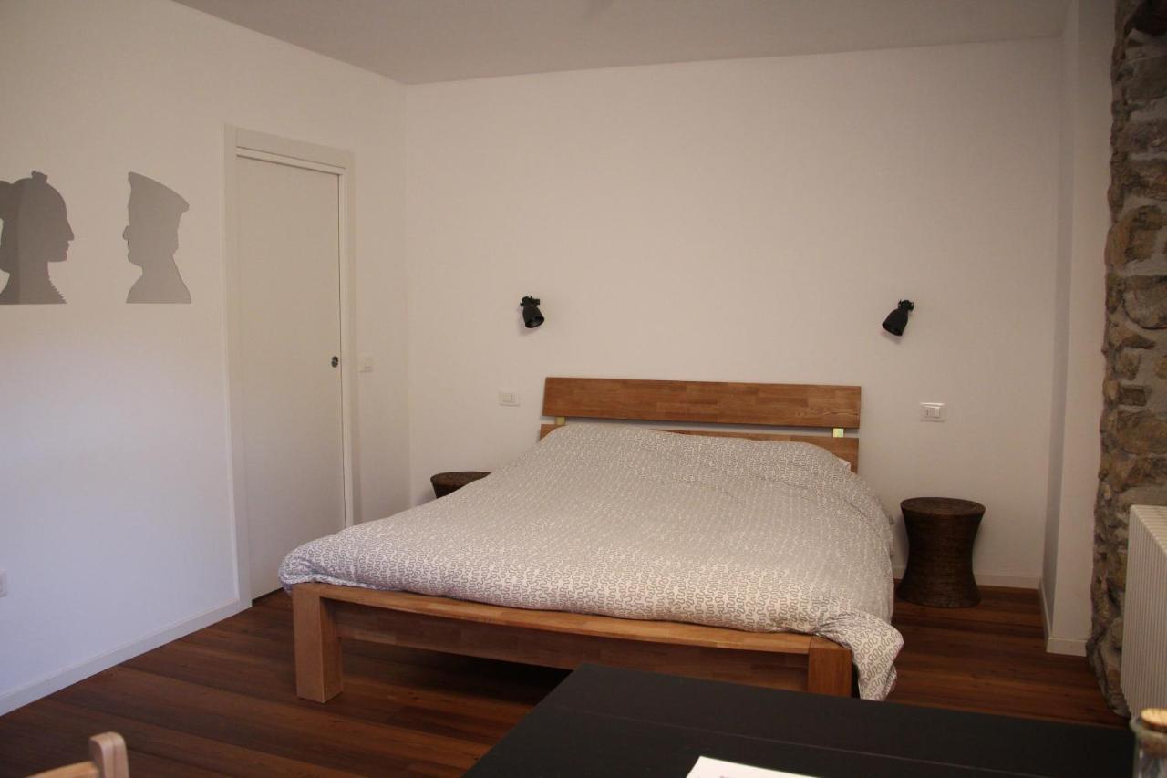 La Piazzetta Di Canale B&B Тено Екстериор снимка