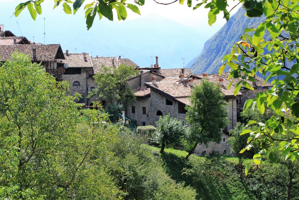 La Piazzetta Di Canale B&B Тено Екстериор снимка