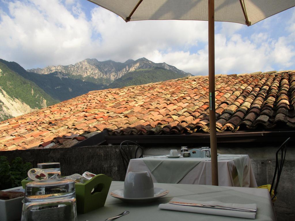 La Piazzetta Di Canale B&B Тено Екстериор снимка