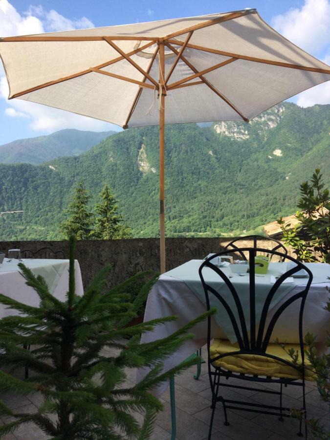 La Piazzetta Di Canale B&B Тено Екстериор снимка