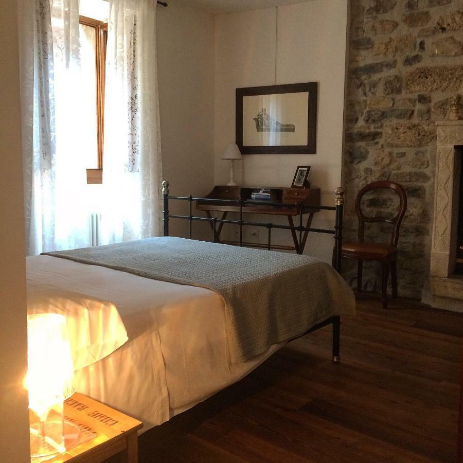 La Piazzetta Di Canale B&B Тено Екстериор снимка